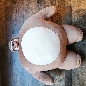 Large sized Tiny Headed Kingdom sloth